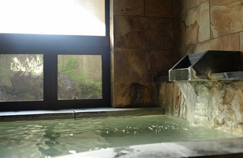 Hakuba Onsen Ryokan Shirouma-So Kültér fotó